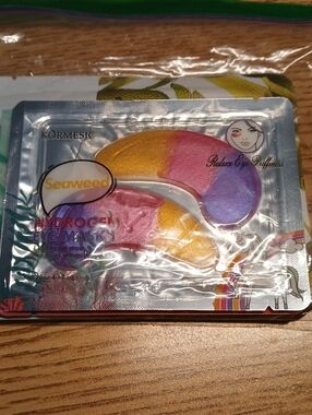 NWOT 6PC Collagen Seaweed Algae Mask Bundle 1 Mask/2 Eye/2 Lip/1 Spa Headband